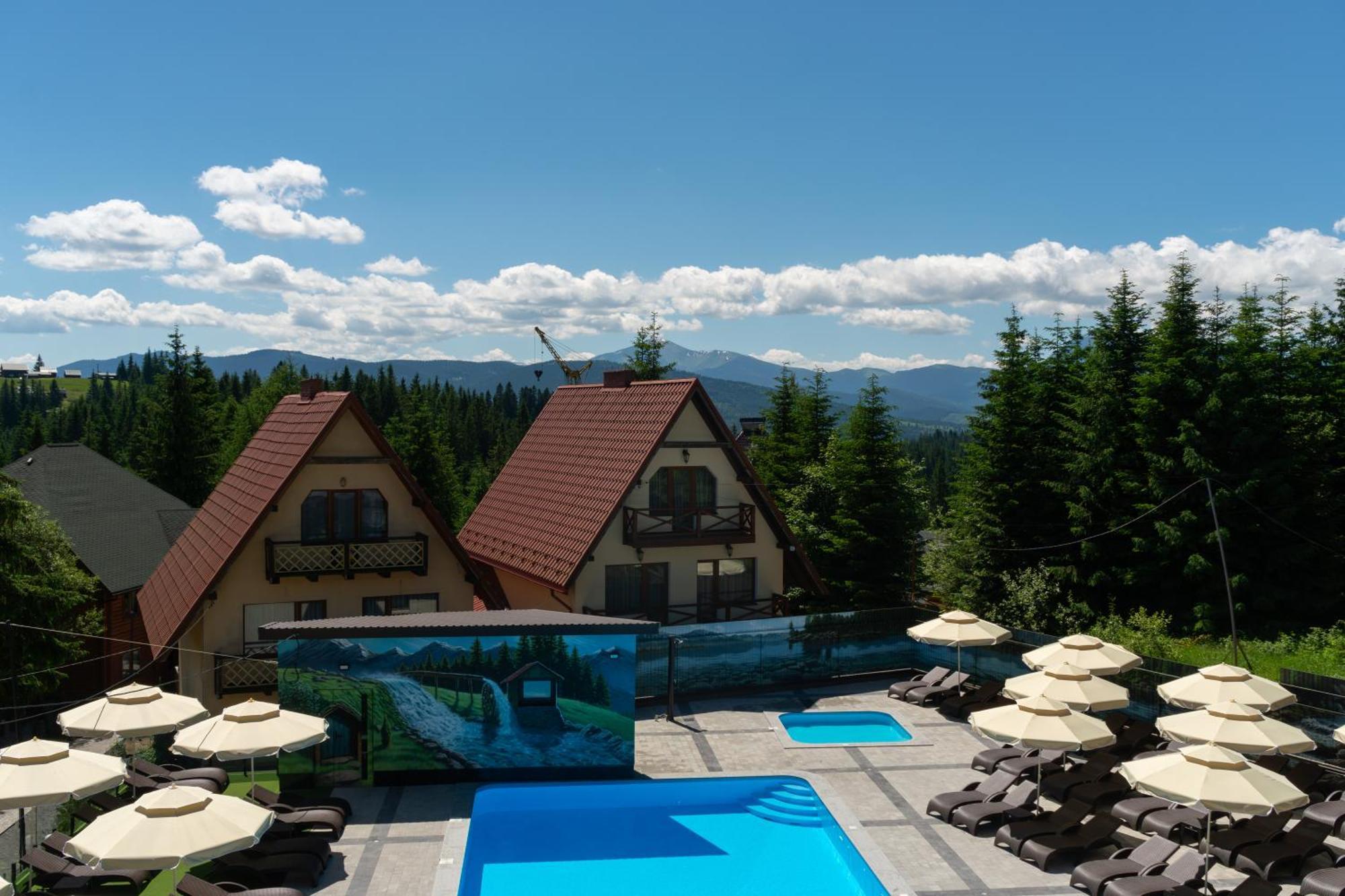 Hotel Summit Yablunytsya Esterno foto