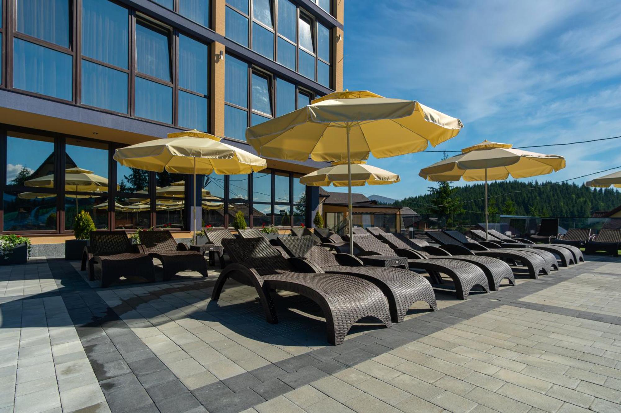 Hotel Summit Yablunytsya Esterno foto