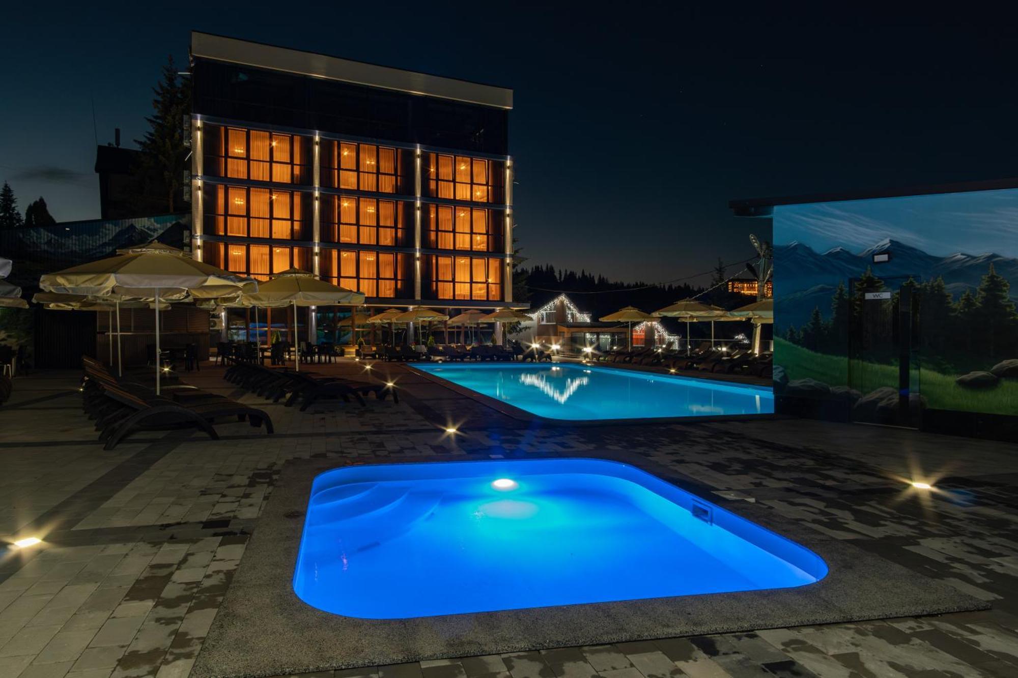 Hotel Summit Yablunytsya Esterno foto